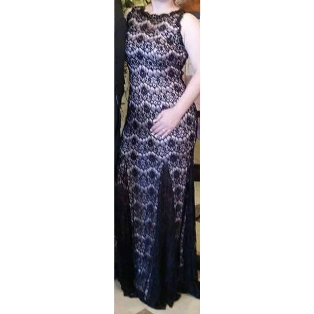 Evening dress, lace black